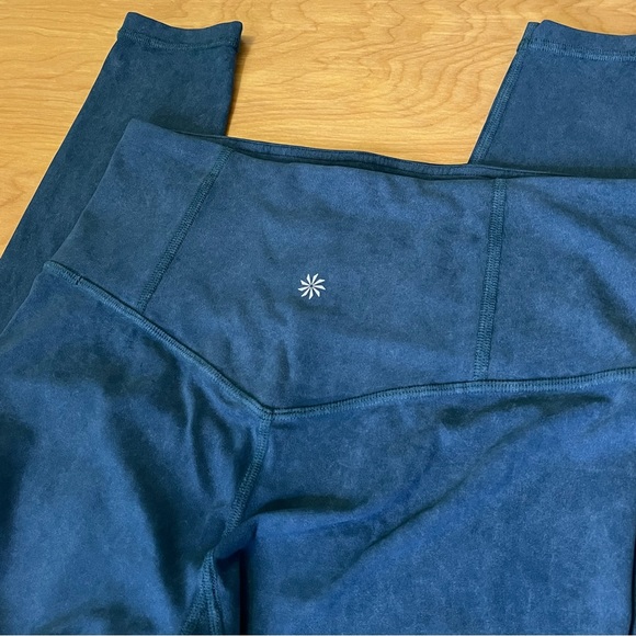 Athleta Elation Garment Dye ⅞ Tight Teal Size Small *see measurements - Picture 5 of 10